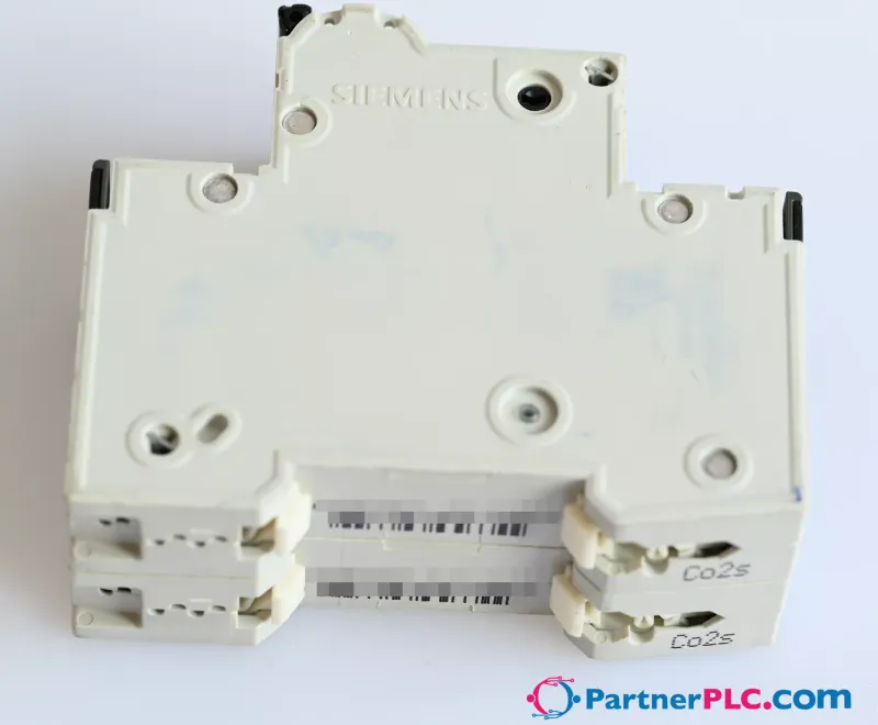 Siemens 5SY6202-7 New without box — photo 1 of 8
