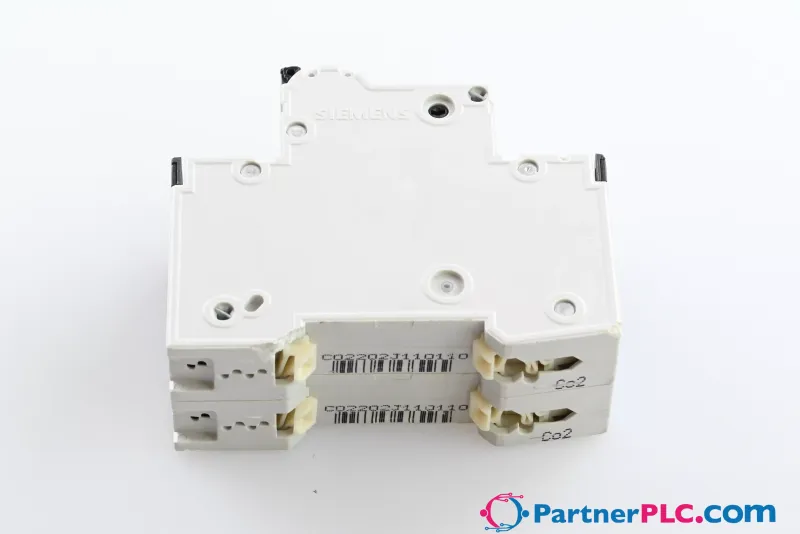 Siemens 5SY6202-7 — photo 2 of 5