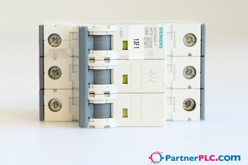 Siemens 5SY6340-7 Used — photo 2 of 7