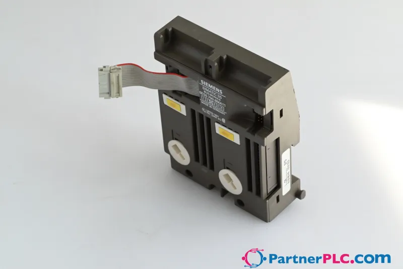 Siemens 6ES5700-8MA11 Used — photo 1 of 3