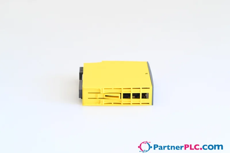 Siemens 6ES7136-6DB00-0CA0 Used — photo 3 of 6