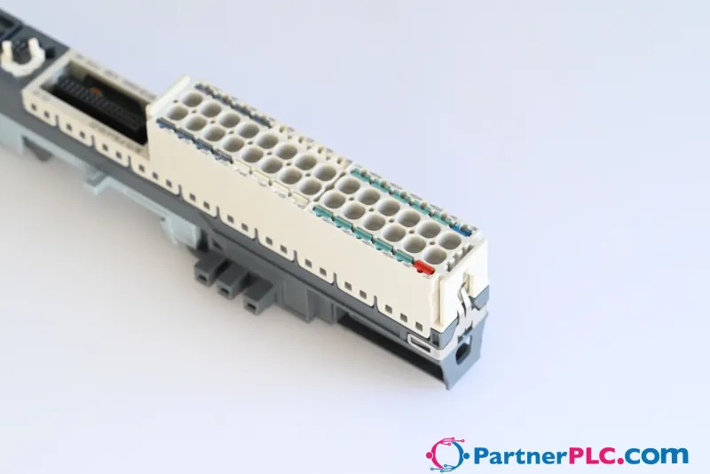 Siemens 6ES7193-6BP20-0DA0 — photo 6 of 9