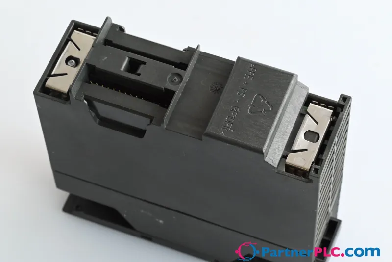 Siemens 6ES7322-1HF01-0AA0 Used — photo 4 of 4