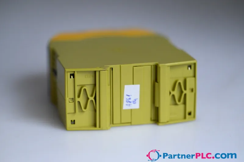 PILZ 772000 Refurbished — photo 7 of 7