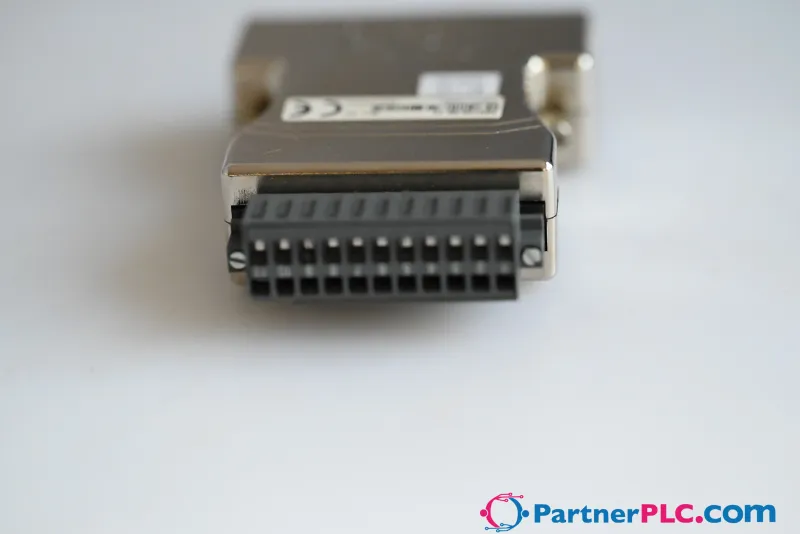 B&R 7XV124.50-12 Used Rev. F0 – Remote valve terminal connection, 24 digital outputs, 0.1 A — photo 4 of 8