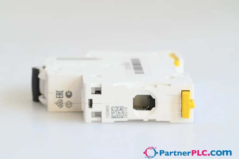 Schneider Electric A9F94101 New without box — photo 6 of 8