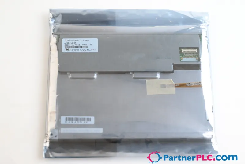 Mitsubishi AA084VS01 New — photo 1 of 2