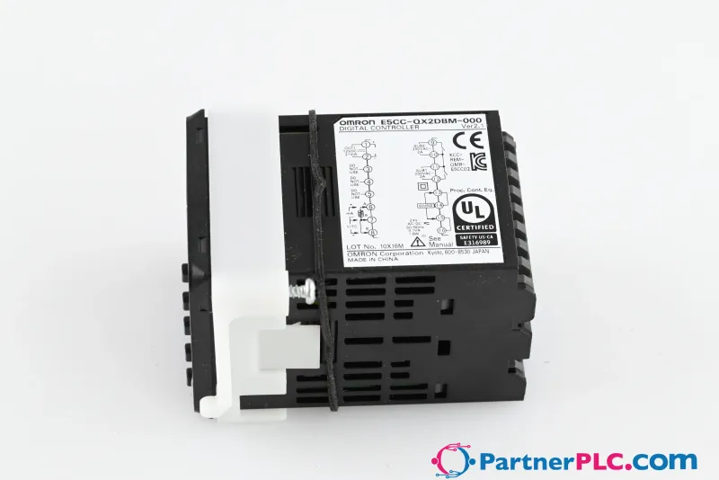 Omron E5CC-QX2DBM-000 New — photo 4 of 4