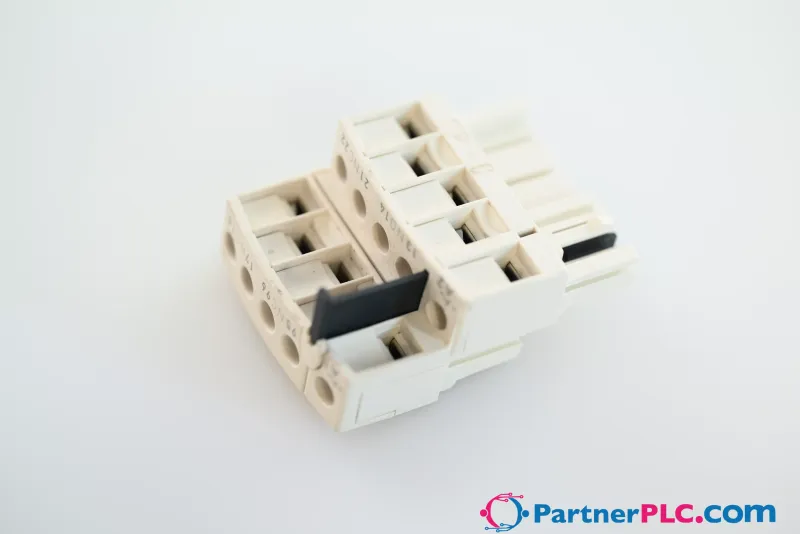 Schneider Electric LU9BC11 Used — photo 1 of 8