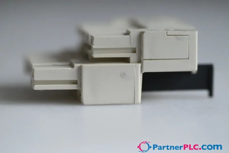 Schneider Electric LU9BC11 Used — photo 4 of 8