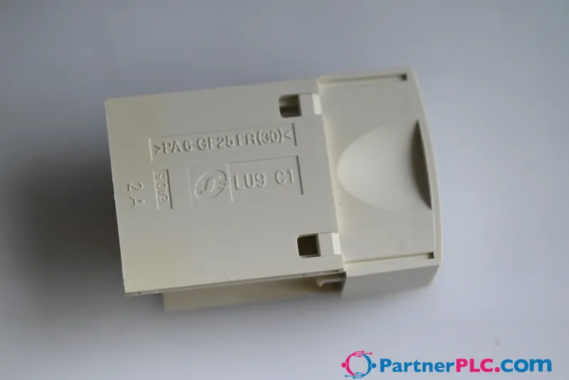 Schneider Electric LU9 C1 Used — photo 6 of 7