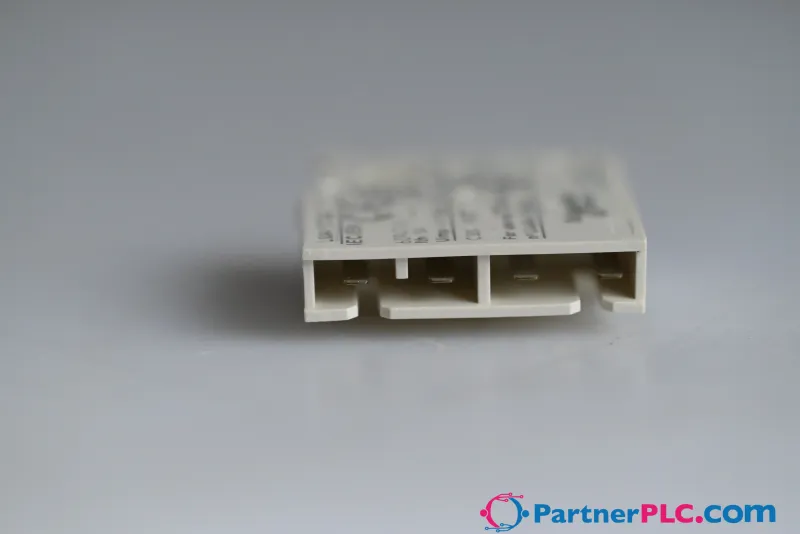 Schneider Electric LUA1C110 Used — photo 3 of 8