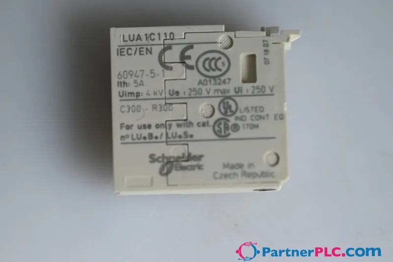 Schneider Electric LUA1C110 Used — photo 6 of 8