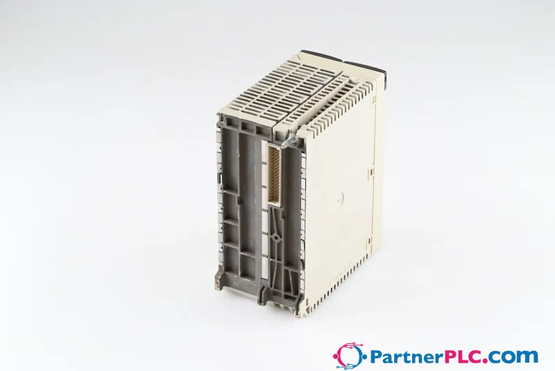Schneider Electric TSXP57402M Used — photo 2 of 5