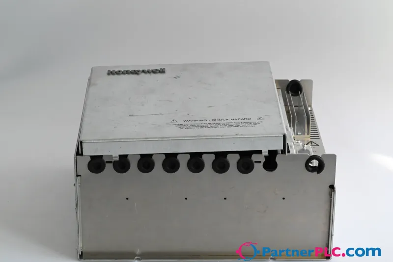 Honeywell UMC800 Used — photo 5 of 6