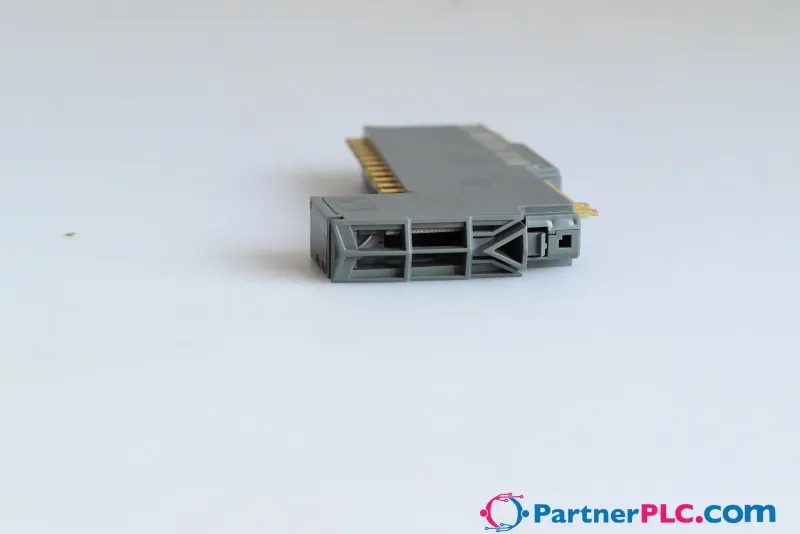 B&R X20AO2622 New Rev. I0 – 2 analog outputs; Either current or voltage signal possible — photo 4 of 9