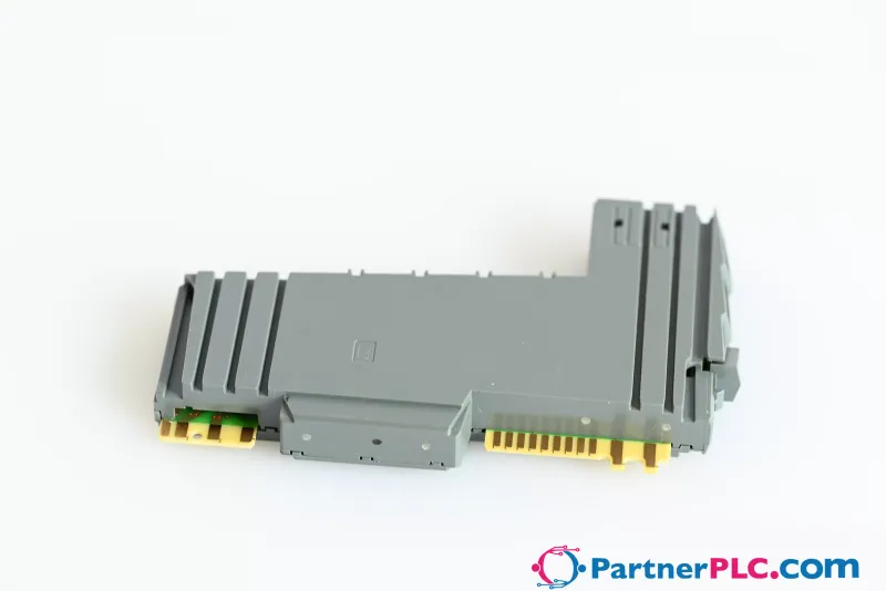 B&R X20MM3332 – 3 full-bridge outputs (H-bridges); High component density — photo 2 of 6
