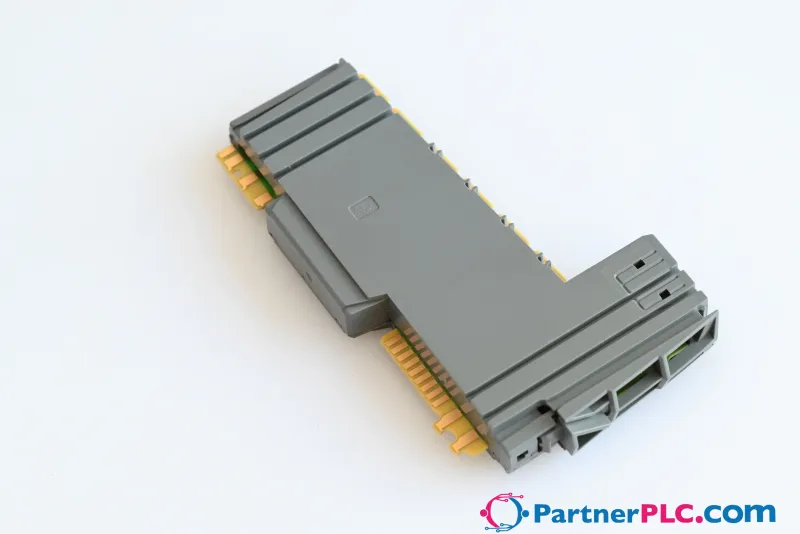 B&R X20MM3332 – 3 full-bridge outputs (H-bridges); High component density — photo 6 of 6