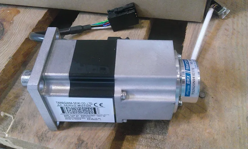 235W/0,5Nm — photo 1 of 2