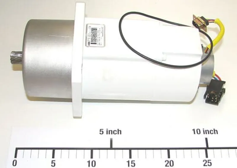 . 4,8Nm (rms) / 1660W — photo 1 of 3