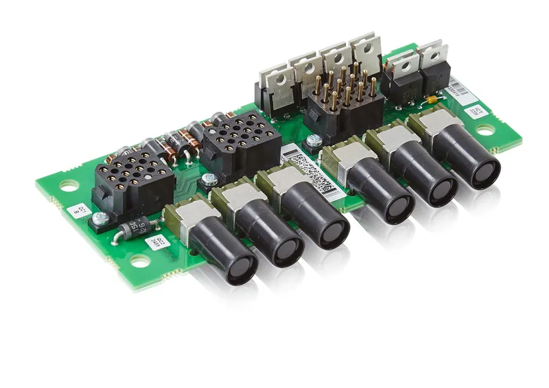 DSQC 563* — photo 1 of 2