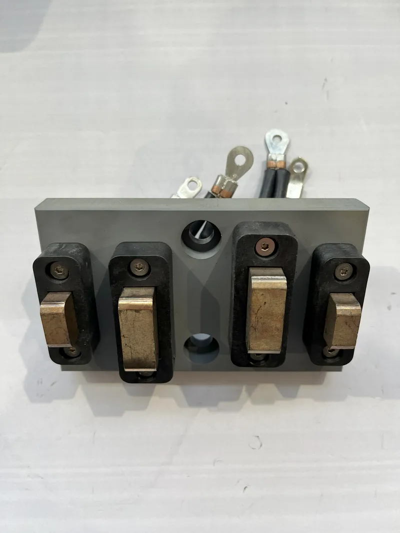 2x75A+2x20A
