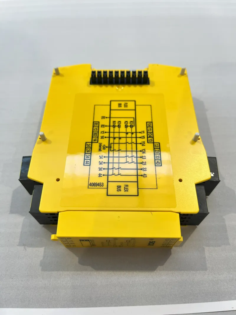UE410-4RO4