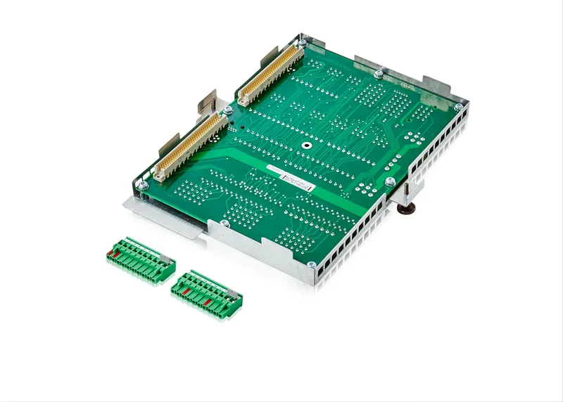 ABB 3HNA001572-001 — photo 1 of 2