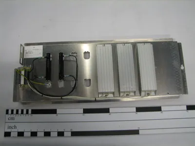 ABB 3HNA005660-001 – RESISTOR UNIT W.BLEEDER ABB 3HNA005660-001 – RESISTOR UNIT W.BLEEDER