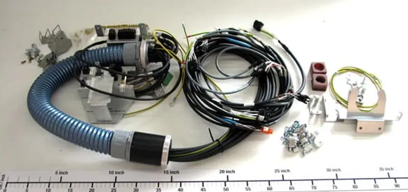ABB 3HNA008930-001 — photo 1 of 2