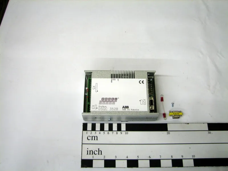 ABB 3HNA016493-001