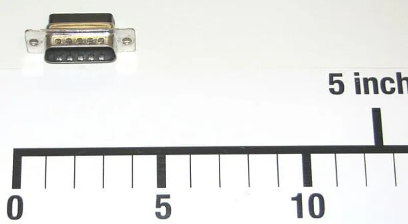D-sub 15 pos pin — photo 1 of 2