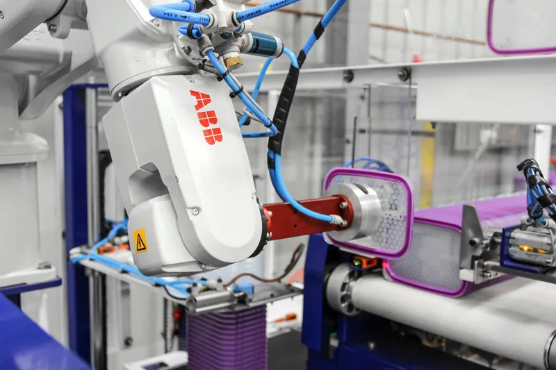 ABB IRB 1200 — photo 4 of 6