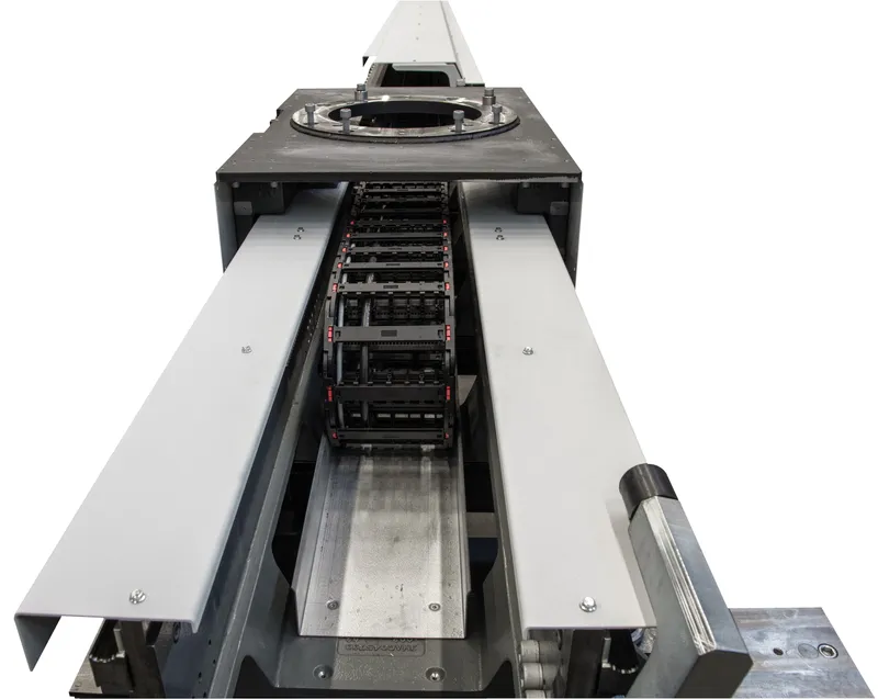 ABB IRBT 2005 Track Motion — photo 4 of 6