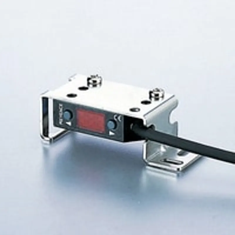 Keyence PZ-B711