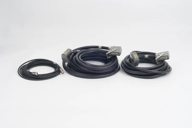 Conn. cable set 15m KRC2, 2 motor cables — photo 1 of 3