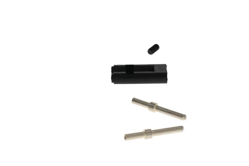 Adapter for batt.pilot cont.+2 m. cont. — photo 1 of 3
