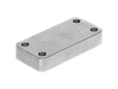 Spacer plate