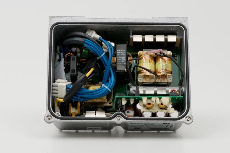 Power supply 27V/50A — photo 2 of 7