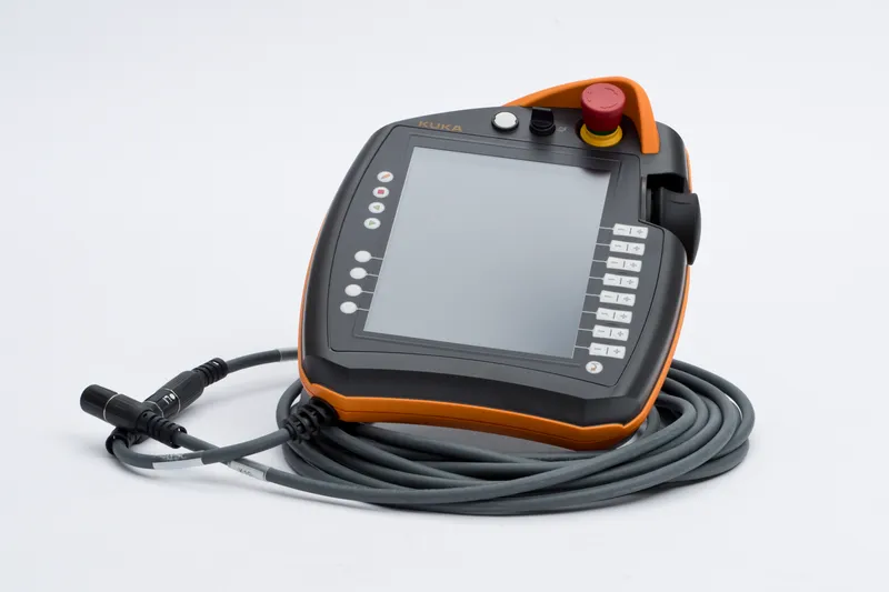KUKA smartPAD 0,25 + 10m — photo 3 of 3