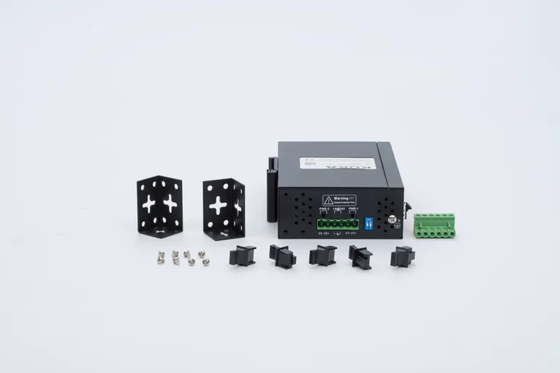 Switch 5xRJ45 1xSFP PoE GigE PWR X5 — photo 2 of 12