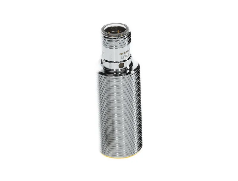 Inductive sensor Bi8-M18-VP6X-H1141 — photo 2 of 9