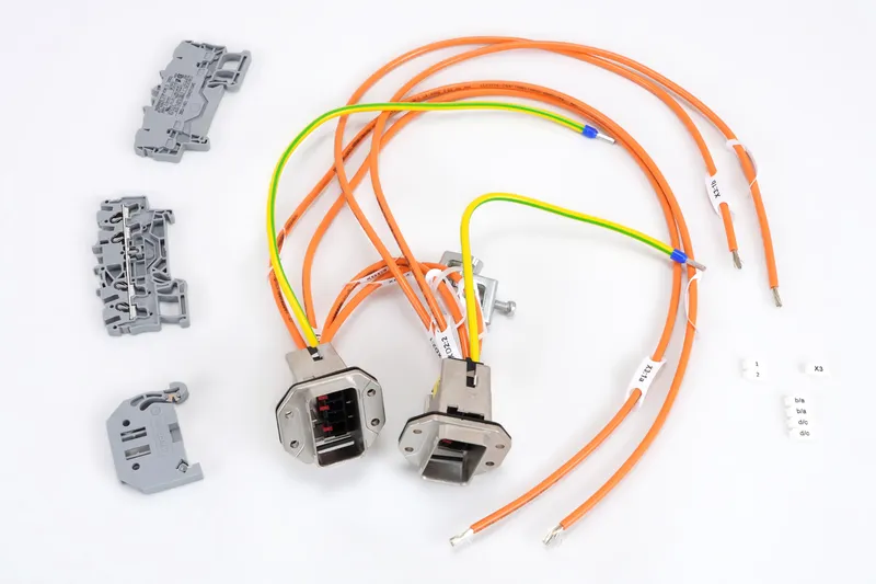INTERFACE PWR IN/OUT XD1/XD2 — photo 1 of 2