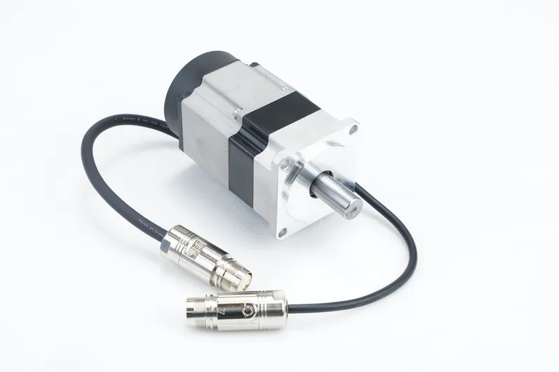 Servomotor MG_06_60_30_T2 — photo 1 of 3