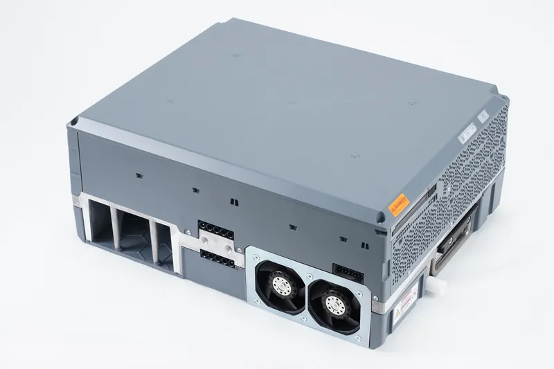 SP CTRL C5 HW M7 AC SYB-PERF — photo 1 of 2