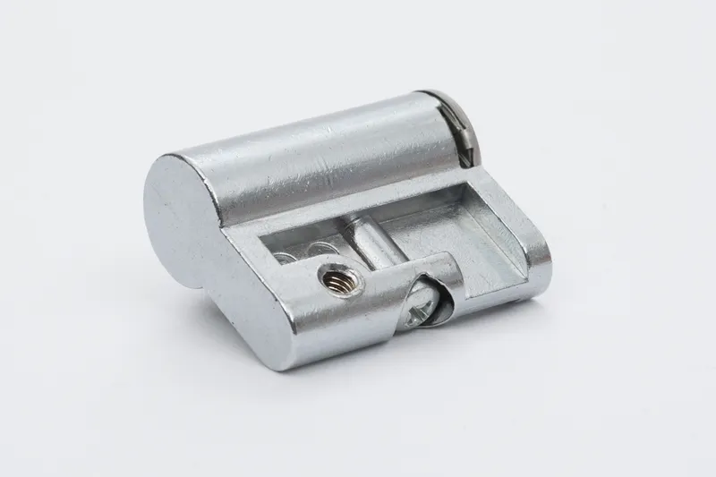 Lock, profile semi-cylinder E1 — photo 4 of 13