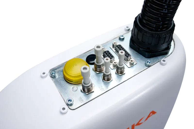 KR 6 R700 Z200 incl. KR C5 micro — photo 8 of 9