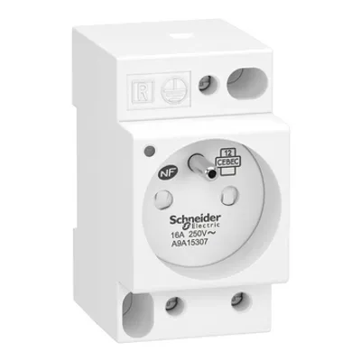 DIN socket iPC -2P+E -16A-250VAC-NFC15100 -french std-with volt.pres.indic.light