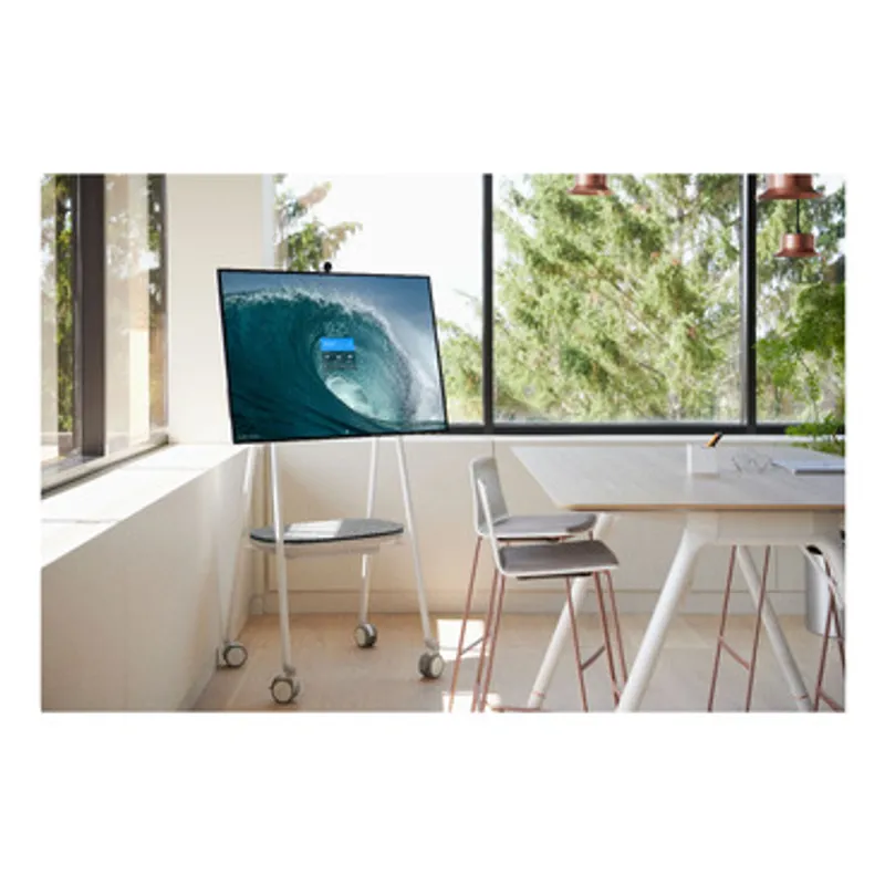 APC Smart-UPS Charge Mobile Battery for Microsoft Surface Hub 2S & Surface Hub 3 — photo 5 of 6