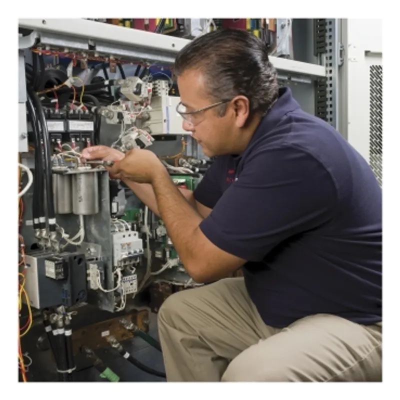 (1) Year Advantage Plus Service Plan for (1) Galaxy 5000/5500 up to 40 kVA UPS